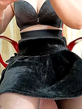 Mizzu-mi online show from 11-25-25, 03:01