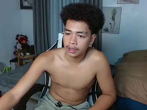 Snapshot of curlyasian_njxx chatting on 03-27-26, 06:41 curlyasian njxx online show from 03-27-26, 06:41