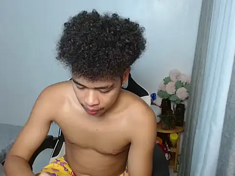 Snapshot of curlyasian_njxx chatting on 04-07-26, 08:26 curlyasian njxx online show from 04-07-26, 08:26