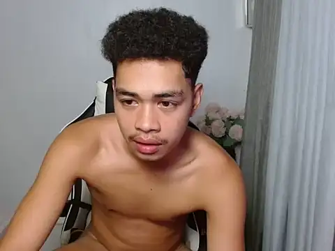 Snapshot of curlyasian_njxx chatting on 06-09-26, 03:34 curlyasian njxx online show from 06-09-26, 03:34