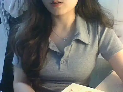 Snapshot of Linzly chatting on 09-25-25, 04:21 Linzly online show from 09-25-25, 04:21