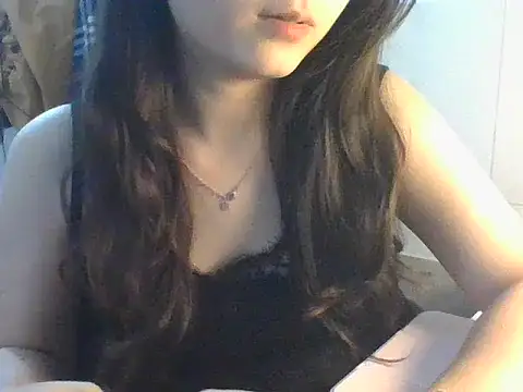 Snapshot of Linzly chatting on 10-25-25, 03:14 Linzly online show from 10-25-25, 03:14