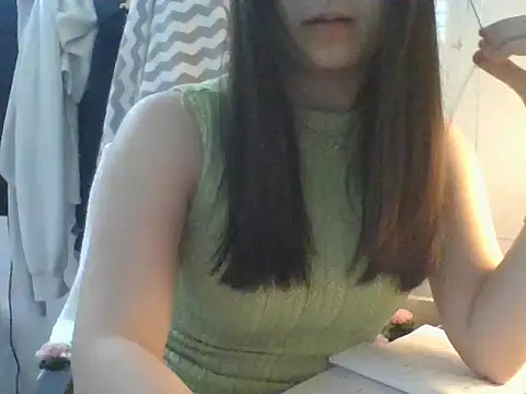 Snapshot of Linzly chatting on 01-15-26, 02:27 Linzly online show from 01-15-26, 02:27