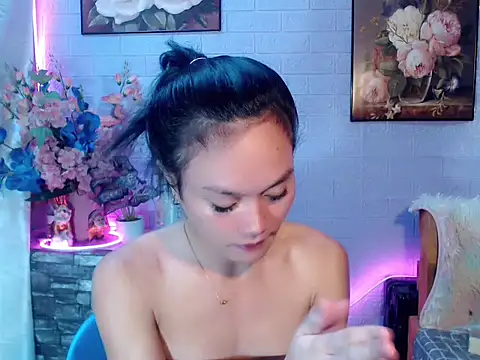 Snapshot of sexybabewarrior chatting on 07-07-26, 08:46 sexybabewarrior online show from 07-07-26, 08:46