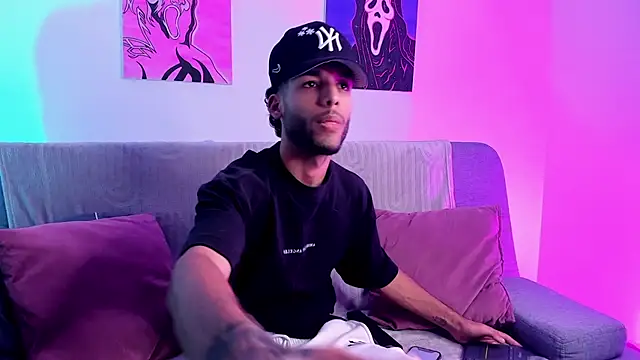 Thiagoferreti online show from 07-15-26, 03:23