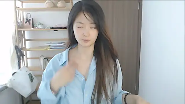 Snapshot of Mimi-cnbaby chatting on 06-21-26, 07:00 Mimi-cnbaby online show from 06-21-26, 07:00
