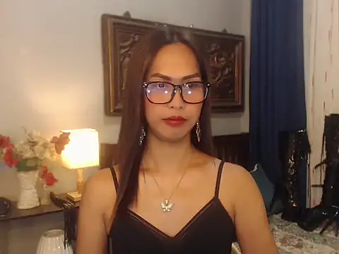 Nathalieheartt online show from 06-23-26, 03:04