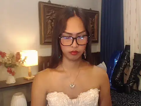 Nathalieheartt online show from 06-25-26, 02:44