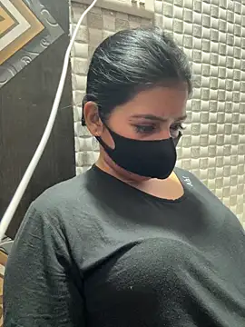 Hot Jaanvi  online show from 04-22-26, 05:21