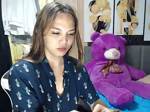 Snapshot of Raffa_ella69 chatting on 10-30-25, 06:48 Raffa ella69 online show from 10-30-25, 06:48