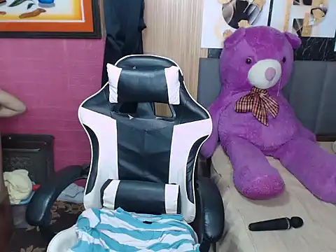 Raffa ella69 online show from 04-17-26, 06:16