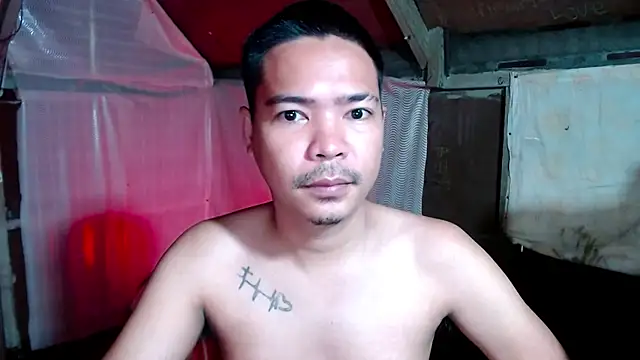 Snapshot of MANIACasianX chatting on 09-19-25, 11:05 MANIACasianX online show from 09-19-25, 11:05