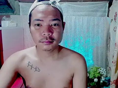 Snapshot of MANIACasianX chatting on 10-22-25, 01:22 MANIACasianX online show from 10-22-25, 01:22