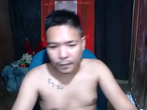 Snapshot of MANIACasianX chatting on 02-10-26, 06:28 MANIACasianX online show from 02-10-26, 06:28