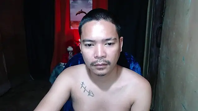 Snapshot of MANIACasianX chatting on 04-08-26, 01:55 MANIACasianX online show from 04-08-26, 01:55