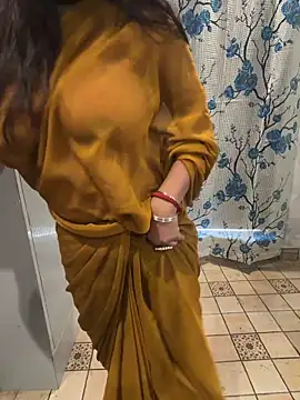 Snapshot of prisha944 chatting on 12-19-25, 05:25 prisha944 online show from 12-19-25, 05:25