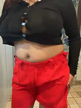 Snapshot of prisha944 chatting on 02-19-26, 03:41 prisha944 online show from 02-19-26, 03:41