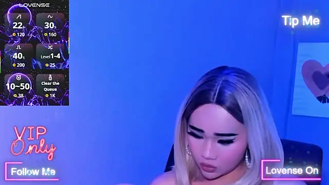 Snapshot of TriciaCumLoader chatting on 01-11-26, 08:25 TriciaCumLoader online show from 01-11-26, 08:25