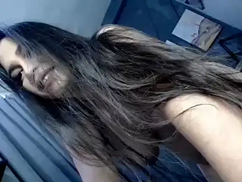 Sassy Samm online show from 01-06-26, 01:09