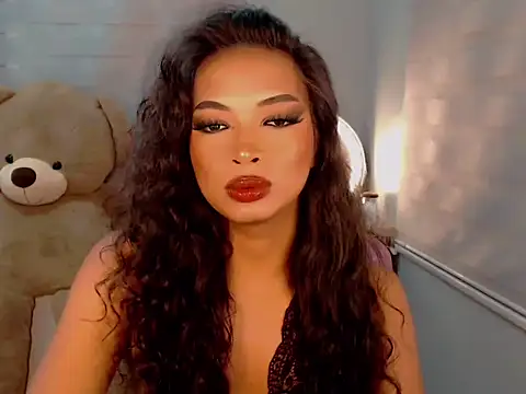 Snapshot of KathRouge chatting on 10-17-25, 01:57 KathRouge online show from 10-17-25, 01:57