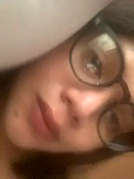 Snapshot of UrMajesticGODDESS chatting on 11-21-25, 07:51 UrMajesticGODDESS online show from 11-21-25, 07:51