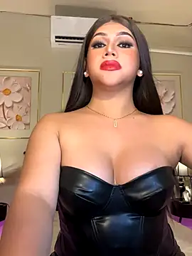 Snapshot of UrMajesticGODDESS chatting on 11-30-25, 08:13 UrMajesticGODDESS online show from 11-30-25, 08:13