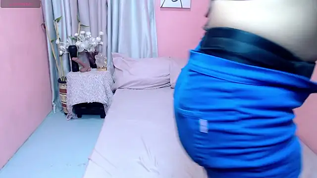 Herbielustts online show from 06-18-26, 02:32