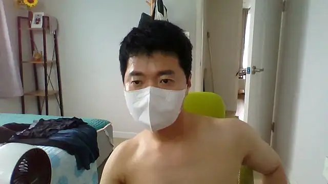 Snapshot of _kinggun_ chatting on 06-20-26, 12:19 kinggun online show from 06-20-26, 12:19