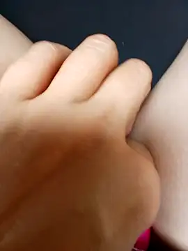 Snapshot of Ori-Lynk chatting on 09-28-25, 08:52 Ori-Lynk online show from 09-28-25, 08:52