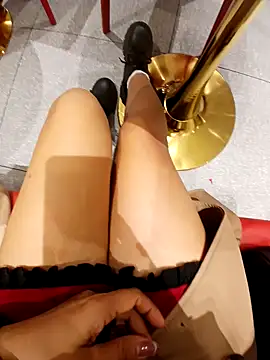 Snapshot of Ori-Lynk chatting on 11-21-25, 04:22 Ori-Lynk online show from 11-21-25, 04:22