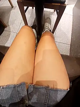 Snapshot of Ori-Lynk chatting on 01-10-26, 04:25 Ori-Lynk online show from 01-10-26, 04:25