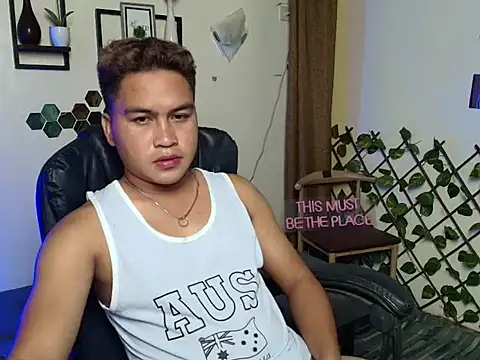 Snapshot of Asian_jayeel chatting on 02-11-26, 12:10 Asian jayeel online show from 02-11-26, 12:10