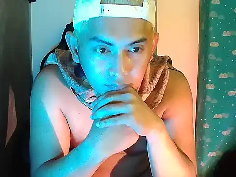 Snapshot of riley_cum chatting on 04-06-26, 01:25 riley cum online show from 04-06-26, 01:25