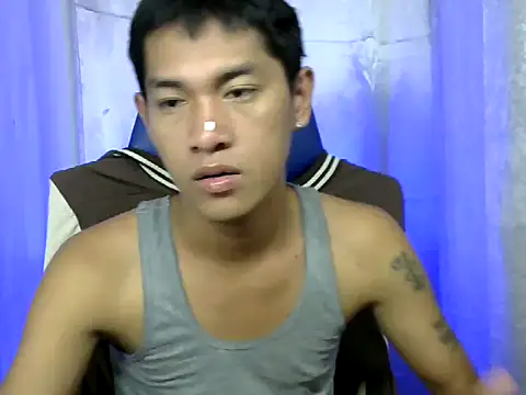 riks tyler online show from 10-13-25, 03:12