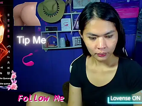 urgirljane online show from 05-31-26, 02:13