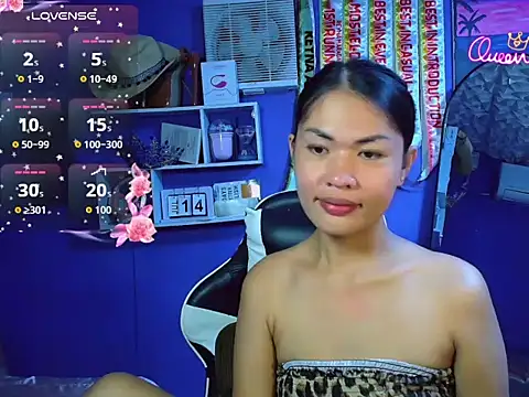 urgirljane online show from 07-14-26, 10:21