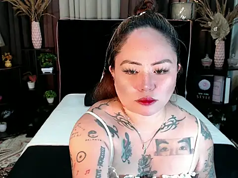 EstellaStarXxx online show from 04-18-26, 01:48