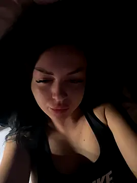 Snapshot of KenyaCruz chatting on 10-05-25, 08:18 KenyaCruz online show from 10-05-25, 08:18