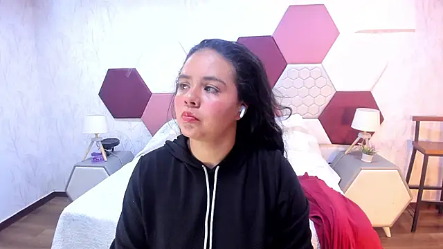 ArielleWilde online show from 11-17-25, 04:18