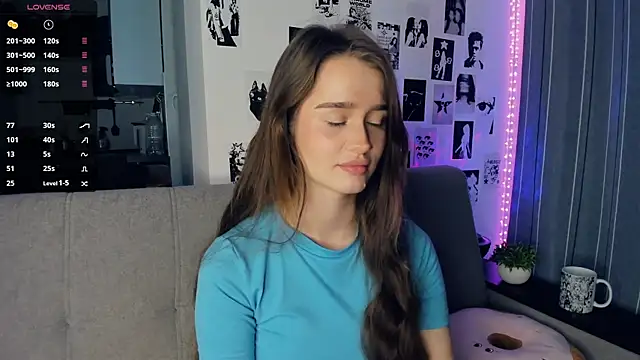 Snapshot of lovelyalivia chatting on 11-02-25, 09:55 lovelyalivia online show from 11-02-25, 09:55