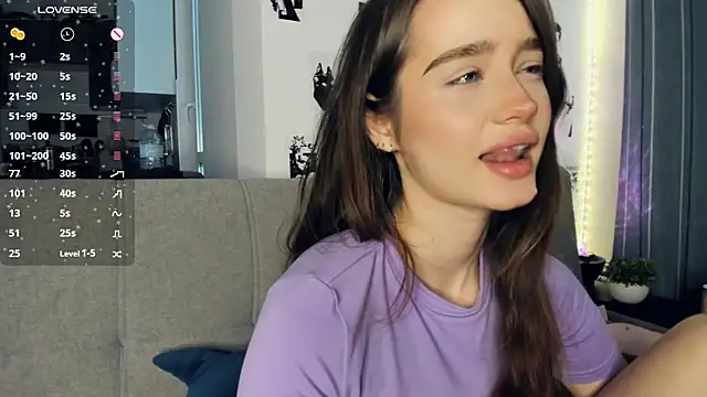 Snapshot of lovelyalivia chatting on 12-14-25, 09:47 lovelyalivia online show from 12-14-25, 09:47