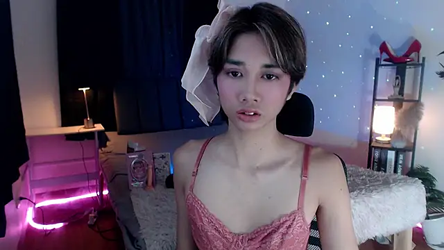 Lavictoriathegreat online show from 11-23-25, 04:29