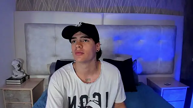 BenitoSaenz online show from 02-05-26, 01:38