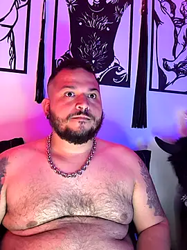 Snapshot of DannyBearrr chatting on 10-08-25, 03:04 DannyBearrr online show from 10-08-25, 03:04