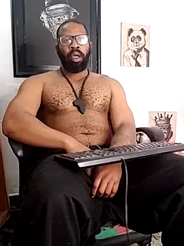 Snapshot of King_Malik chatting on 11-06-25, 01:56 King Malik online show from 11-06-25, 01:56