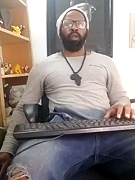 Snapshot of King_Malik chatting on 11-11-25, 11:27 King Malik online show from 11-11-25, 11:27