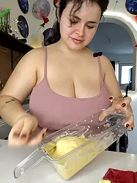 SeleneLuminari8 online show from 06-12-26, 02:38