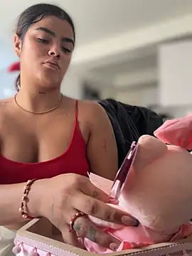 Kaily Sweet16 online show from 03-28-26, 07:13