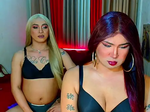 Snapshot of UnlimitedCumShow chatting on 09-18-25, 11:34 UnlimitedCumShow online show from 09-18-25, 11:34