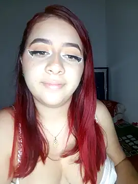 Snapshot of Chloe_Sky_love chatting on 10-07-25, 06:43 Chloe Sky love online show from 10-07-25, 06:43